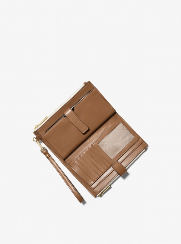 MICHAEL Michael Kors Adele Logo Smartphone Wallet