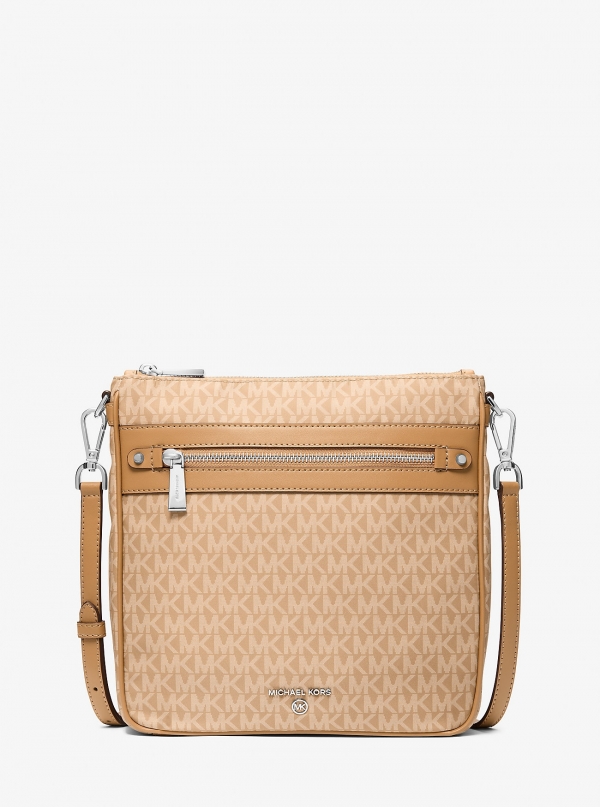 Інший колір цієї моделі Michael Kors