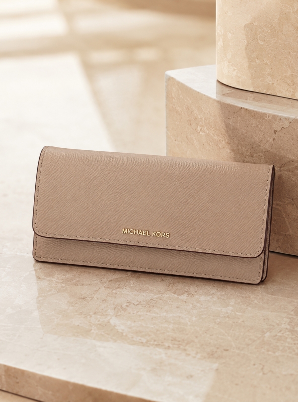 MICHAEL Michael Kors Jet Set Large Saffiano Leather Snap-Front Wallet