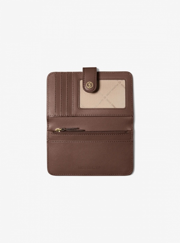 Jet Set Travel Medium Pebbled Leather Billfold Wallet