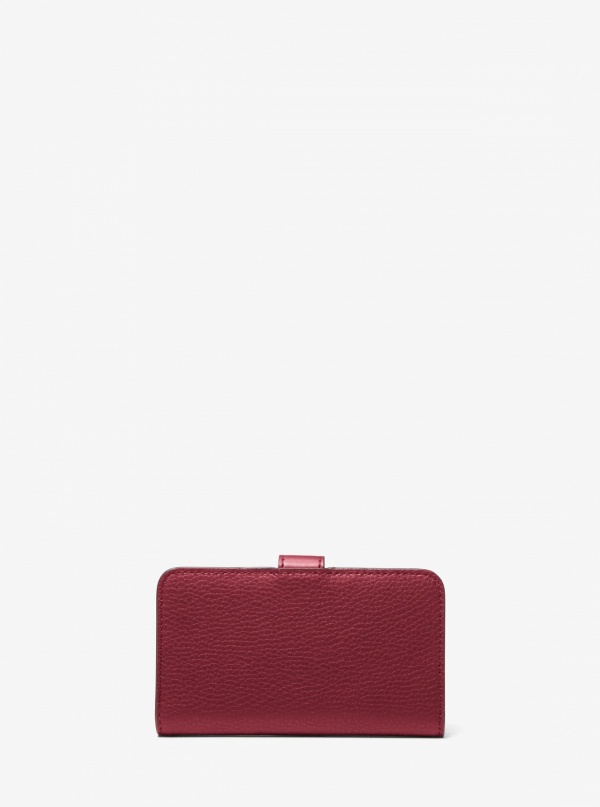 Jet Set Travel Medium Pebbled Leather Wallet