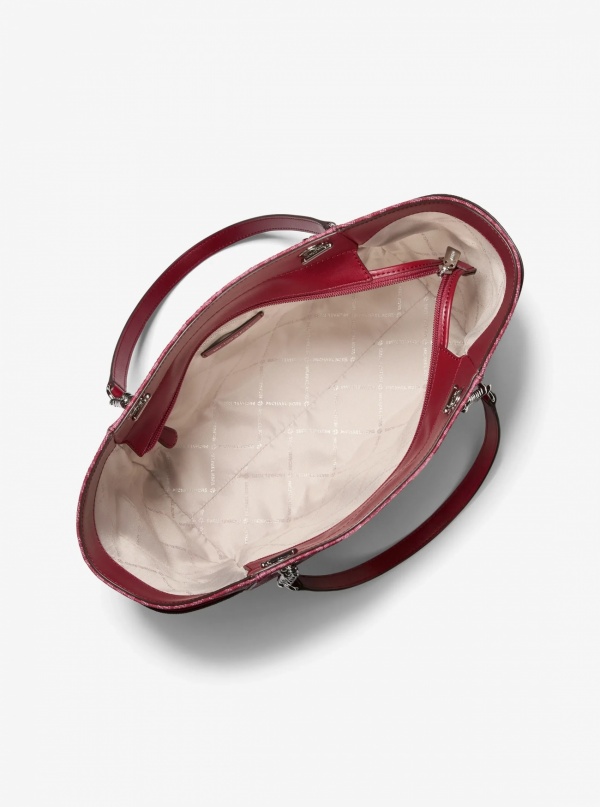 Jet Set Large Signature Logo Shoulder Bag