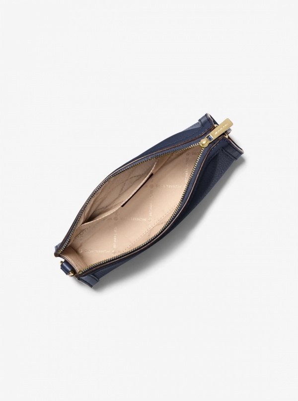Jet Set Medium Pebbled Leather Crossbody Bag