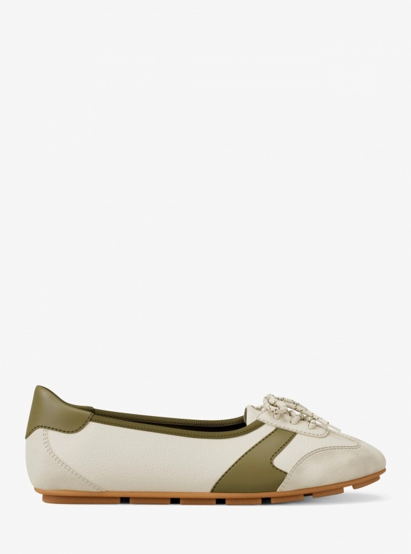 Brielle Sneakerina