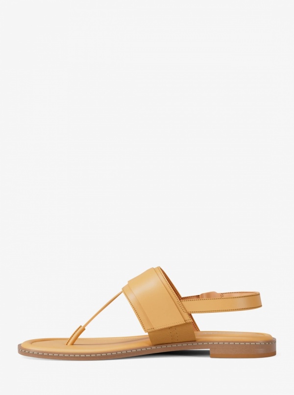 Carmen Sandal