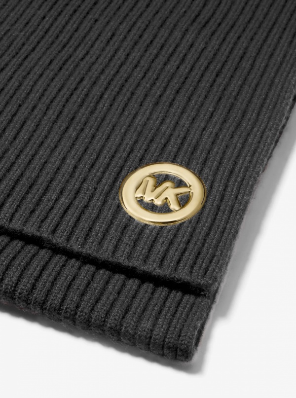 Michael Kors Ribbed Wool Scarf