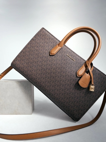 MICHAEL Michael Kors Scarlett Medium Signature Logo Satchel