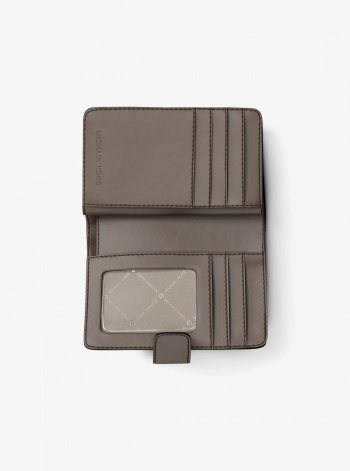 Jet Set Travel Medium Signature Logo Billfold Wallet