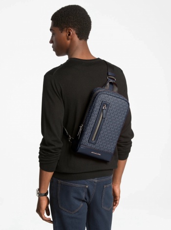 Michael Kors Mens Cooper Signature Logo Sling Pack