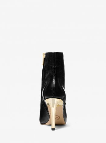 MICHAEL Michael Kors Kasia Leather Boot