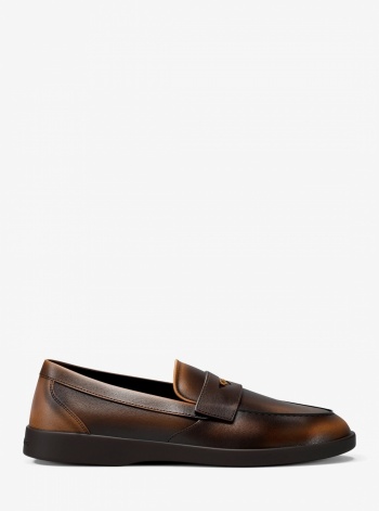 Michael Kors Mens Hugh Burnished Loafer