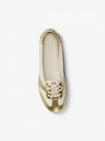 Brielle Sneakerina